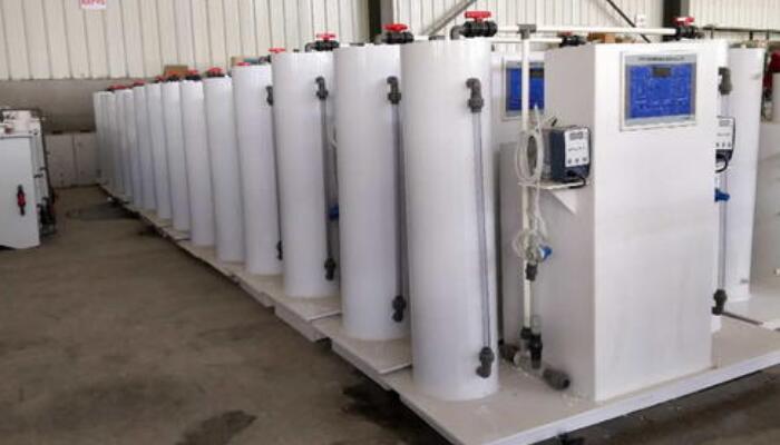 與其它消毒設(shè)備相比，二氧化氯發(fā)生器有什么優(yōu)點(diǎn)？